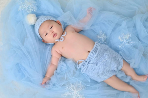 燕郊三岁宝宝肚子大